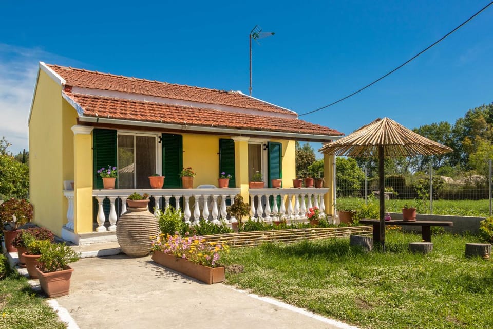 Property building, Balcony/Terrace