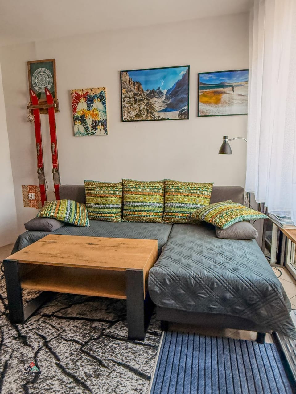 Communal lounge/ TV room