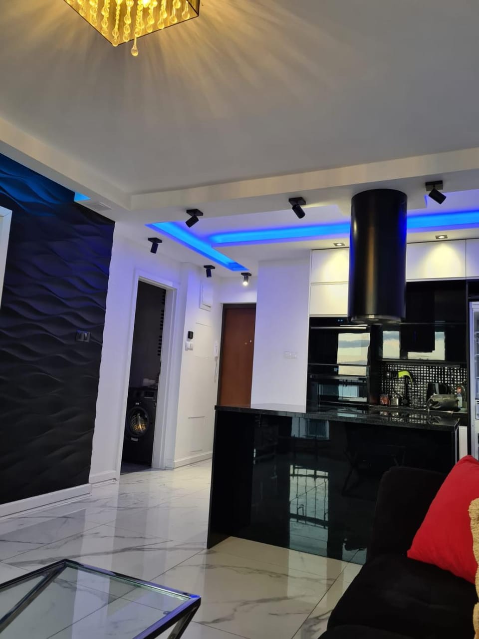 Kitchen or kitchenette, pet friendly, stove