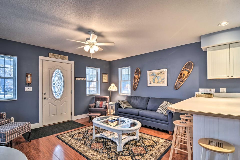 Downtown Boyne City Home, Walk to Lake Charlevoix! House in Boyne City