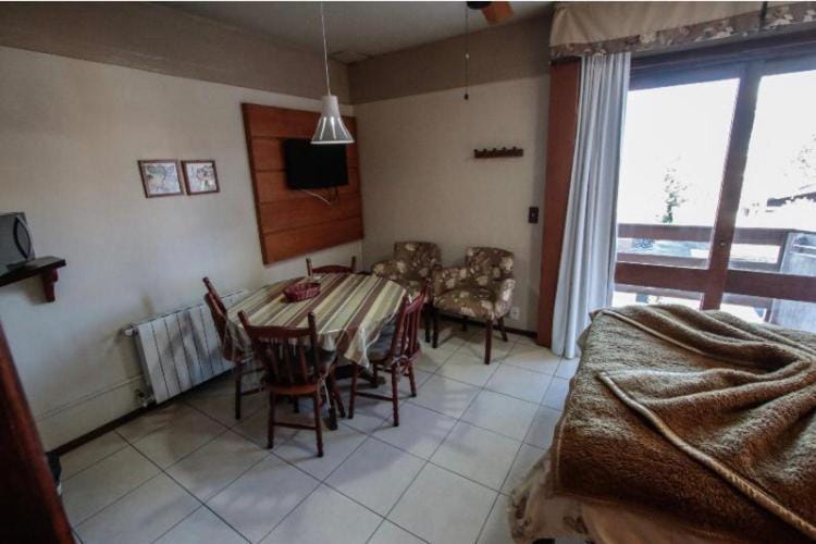 Apto ao lado da Rua Torta Apartment in Gramado