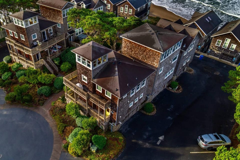 Costa Bella House in Lincoln Beach