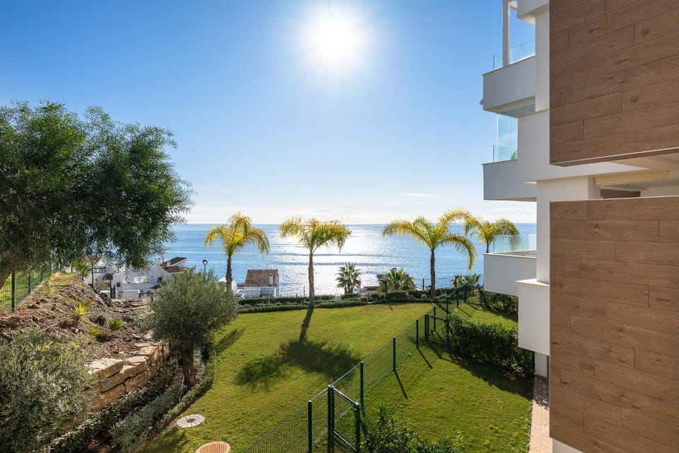 Garden view, Sea view