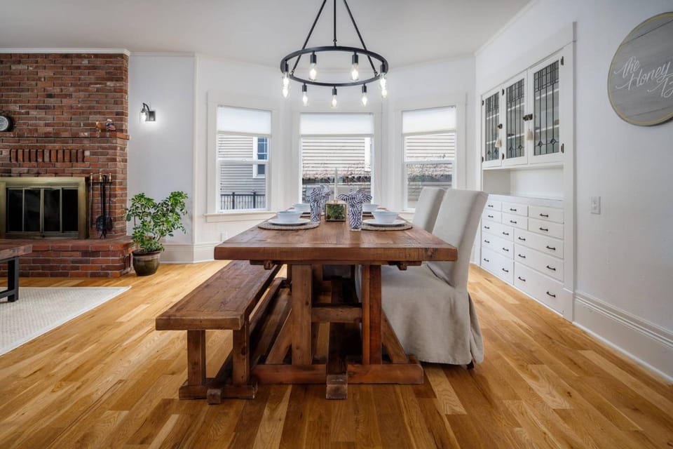 Honey Bea House in McMinnville