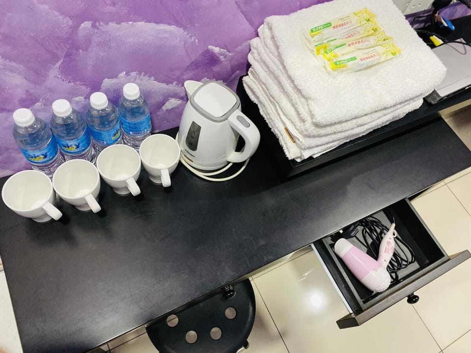Coffee/tea facilities, Area and facilities, Drinks