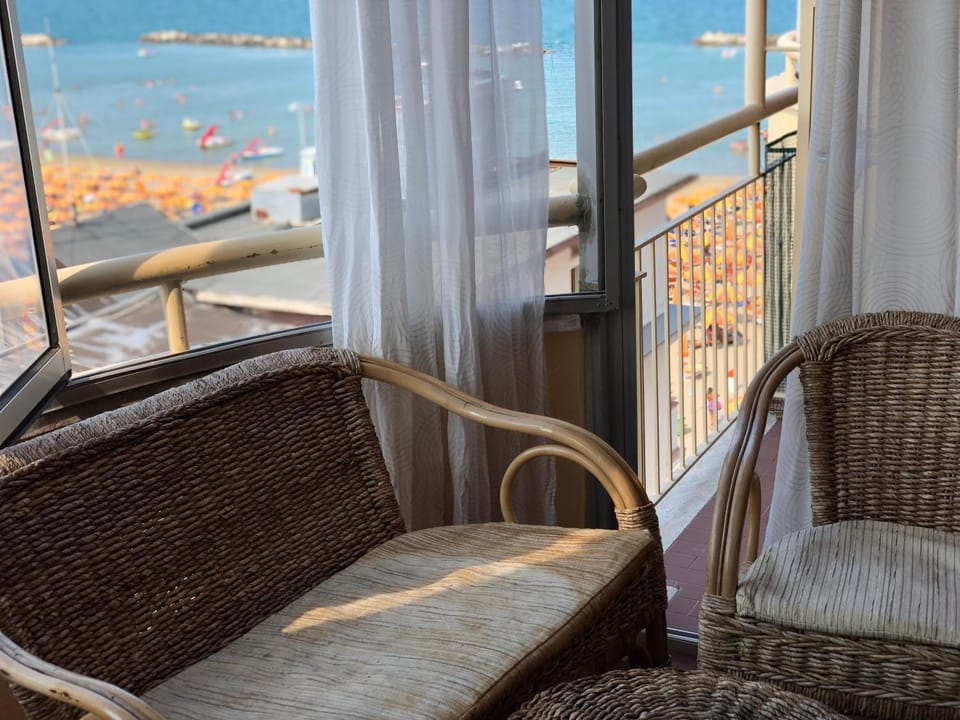 Balcony/Terrace, Sea view, Sea view