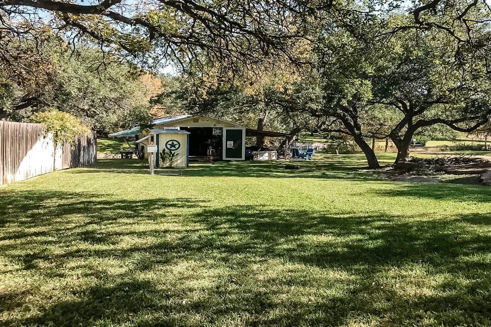 Grace Cottage House in Kingsland