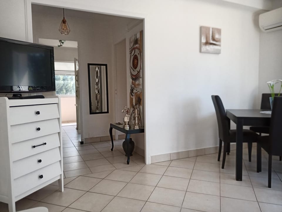 T2 Terrasse vue mer Apartment in Six-Fours-les-Plages