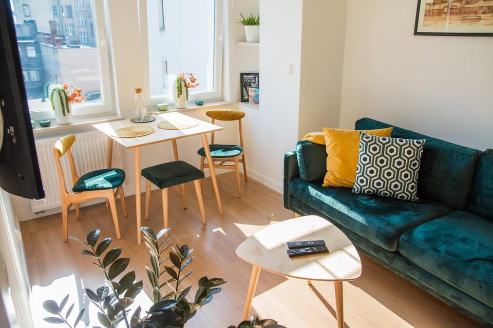 Emerald Room by Rentoom Apartment in Greater Poland Voivodeship