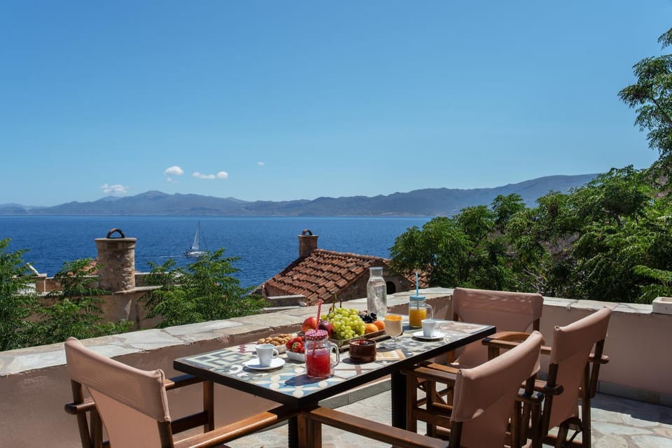 Balcony/Terrace, Balcony/Terrace