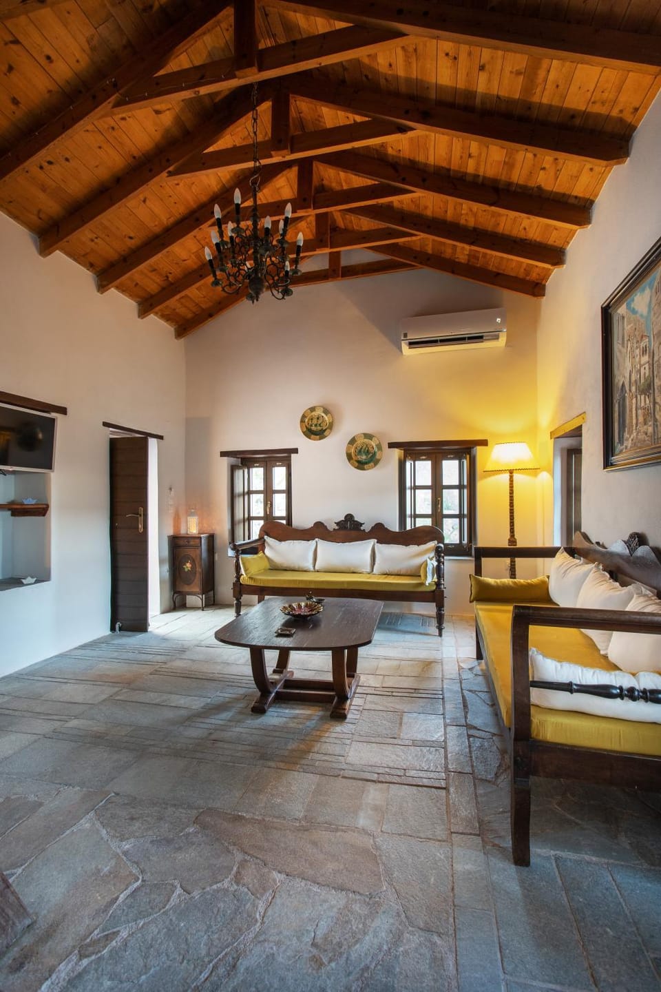 Living room, Seating area