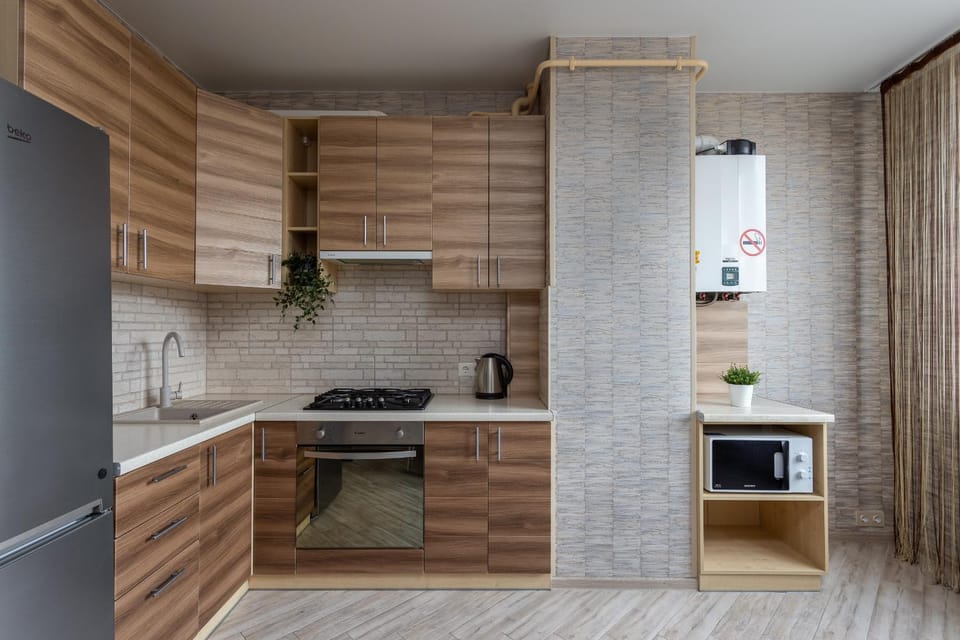 Coffee/tea facilities, Kitchen or kitchenette, oven, stove