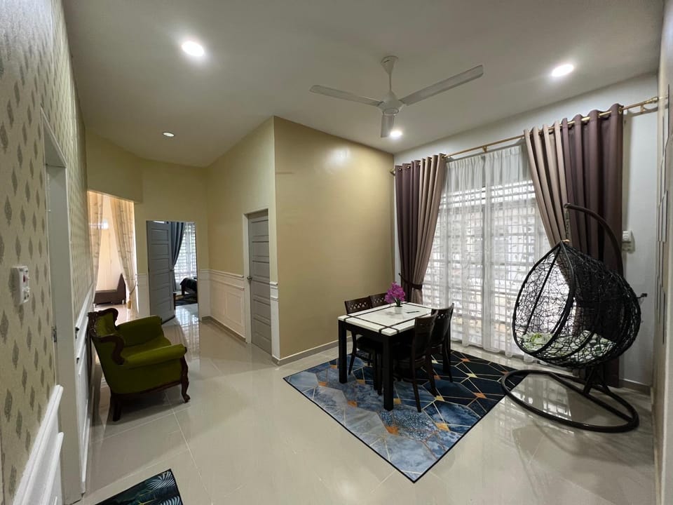 FADI BEACH GUESTHOUSE House in Terengganu, Malaysia