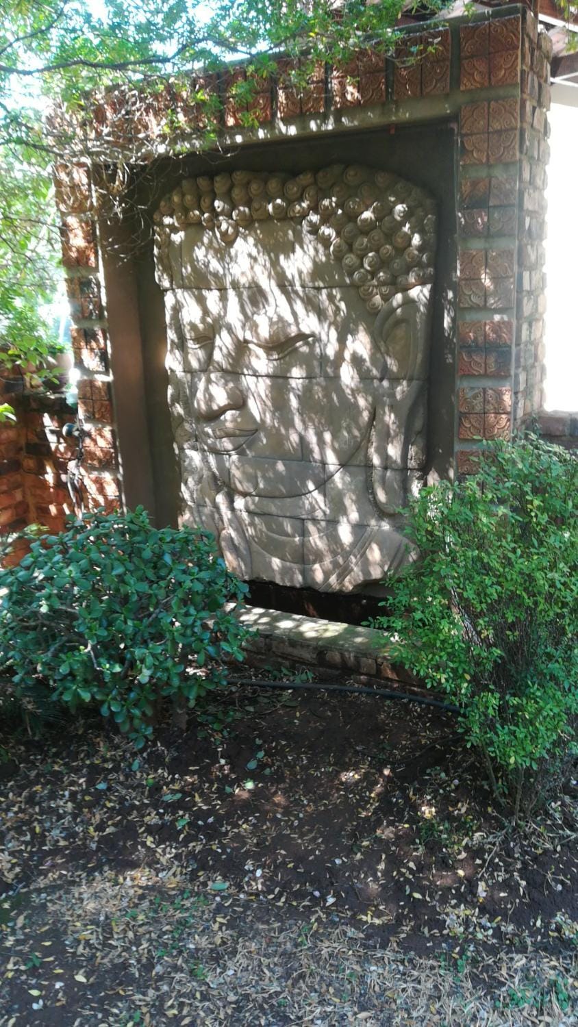 Facade/entrance, Property logo or sign, Garden