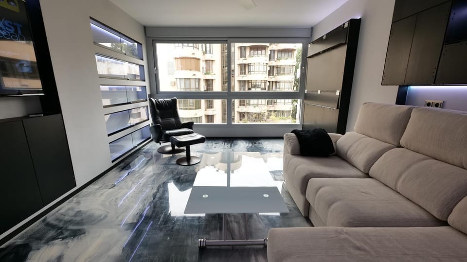 Living room, Street view, Quiet street view