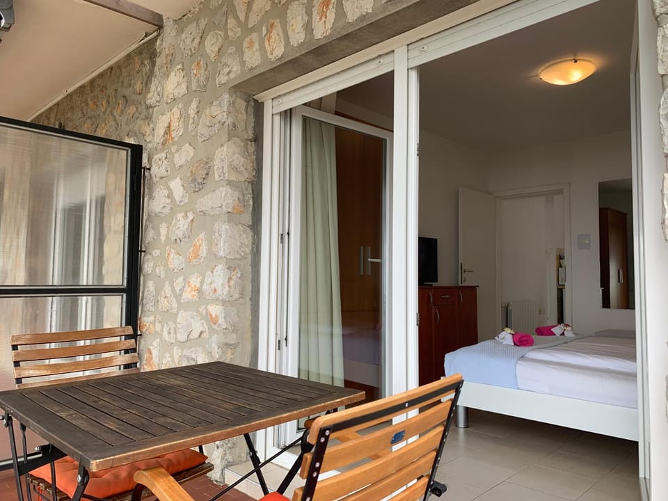 Breathtaking sea view app for 2+1, BBQ ...... Apartment in Opatija