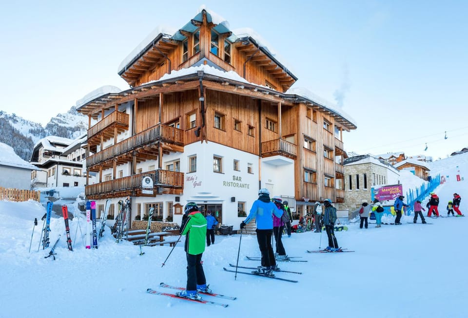 Property building, Skiing