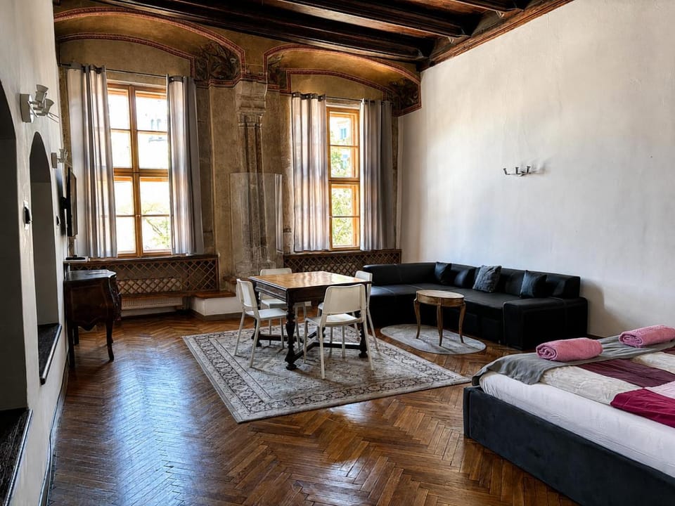 Living room, Bedroom