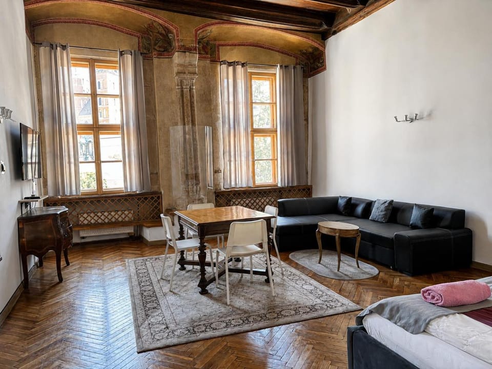 Living room, Bedroom