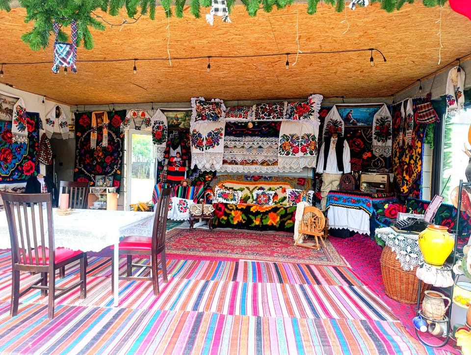 Regal Guest House Bed and Breakfast in Romania