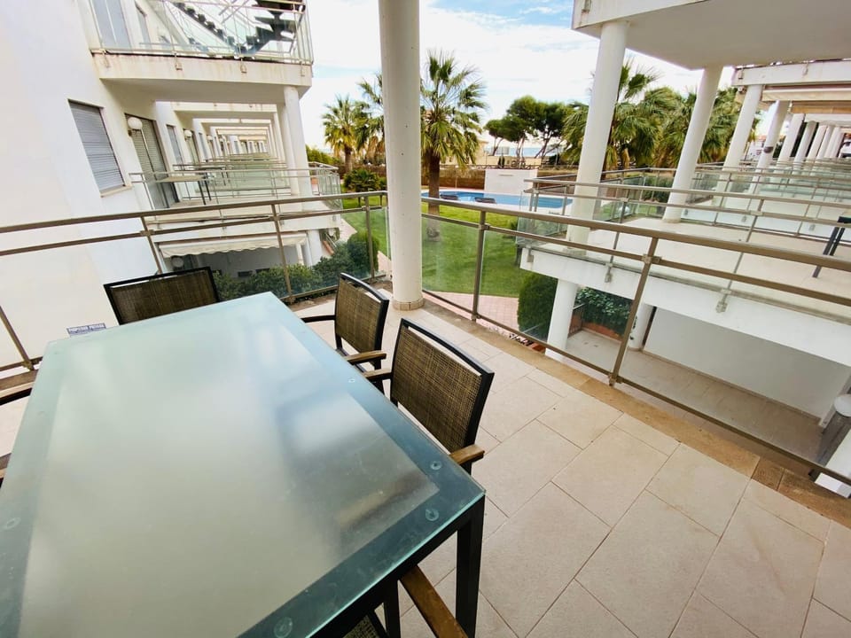 Balcony/Terrace, Garden view