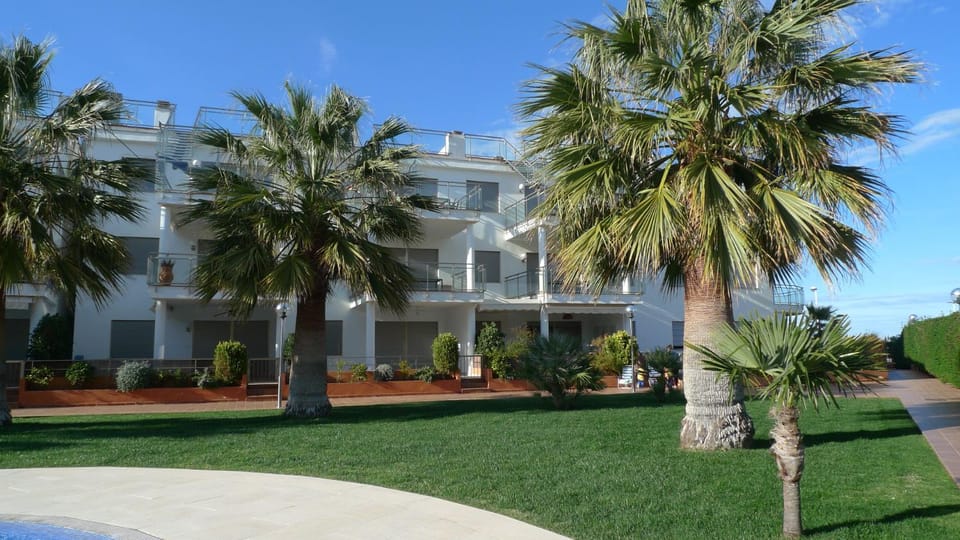 Property building, Garden