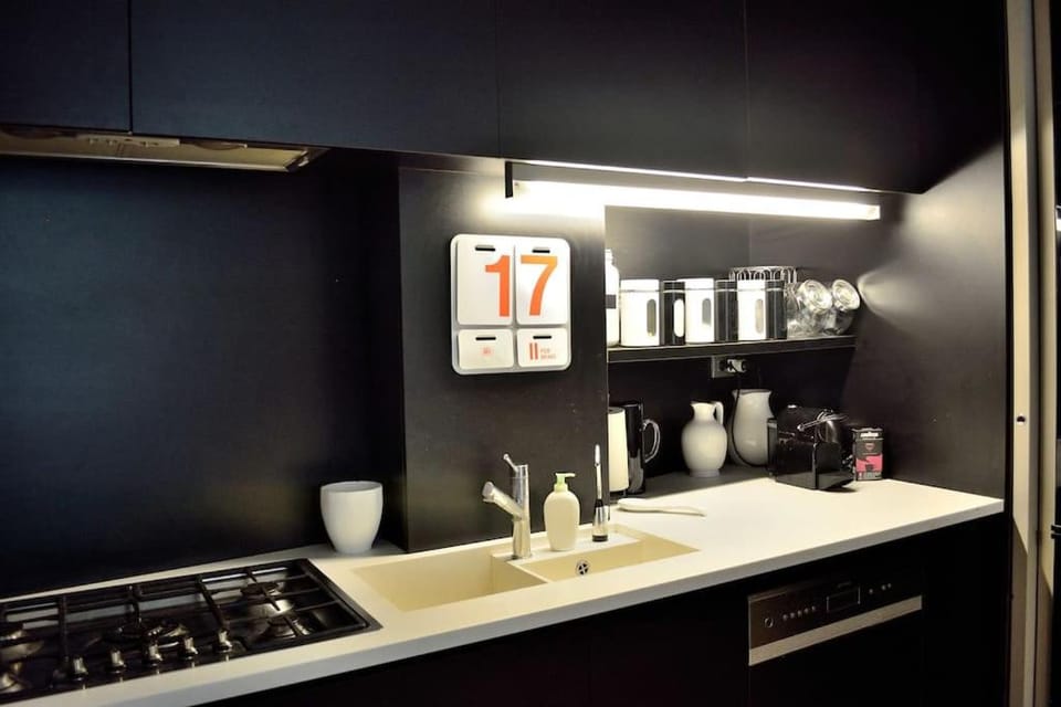 Kitchen or kitchenette