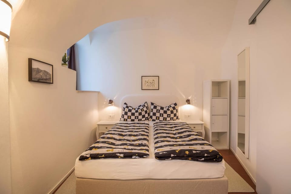 Living room, Bedroom