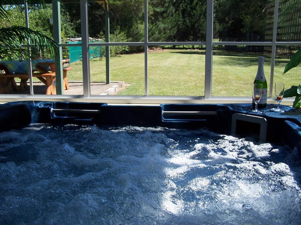 Sunburst Retreat House in Eildon