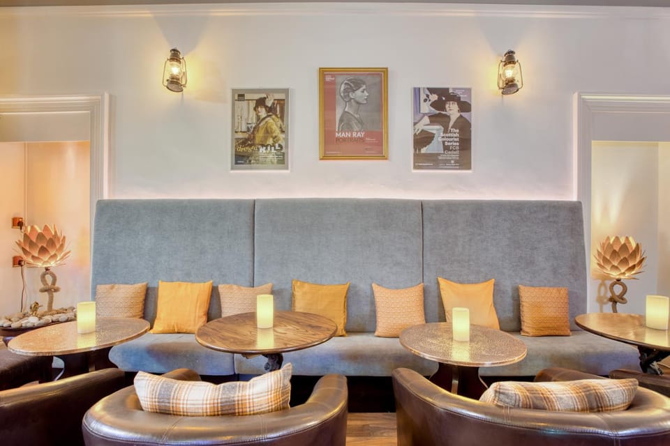 Lounge or bar