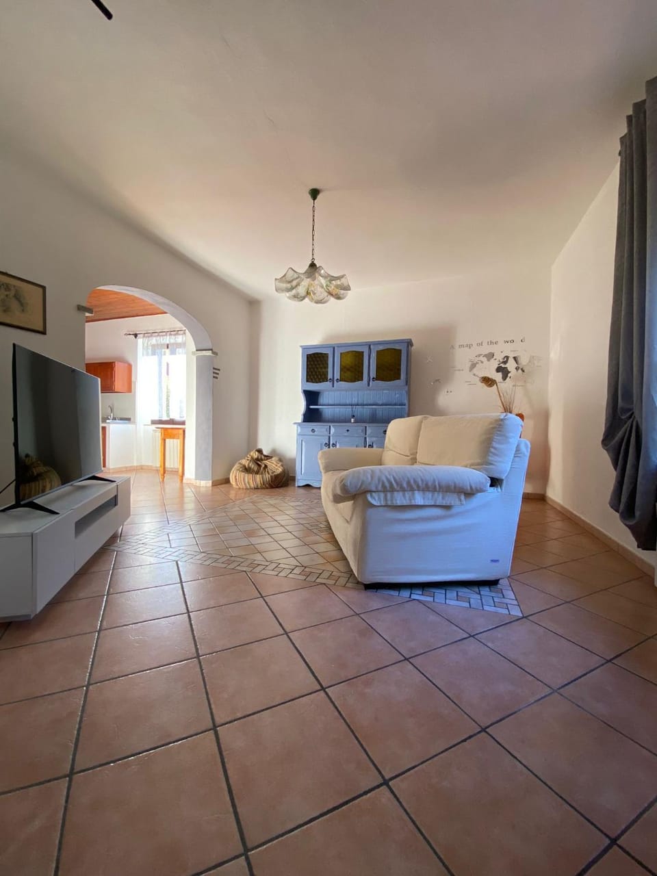 Communal lounge/ TV room, TV and multimedia, Living room, Seating area