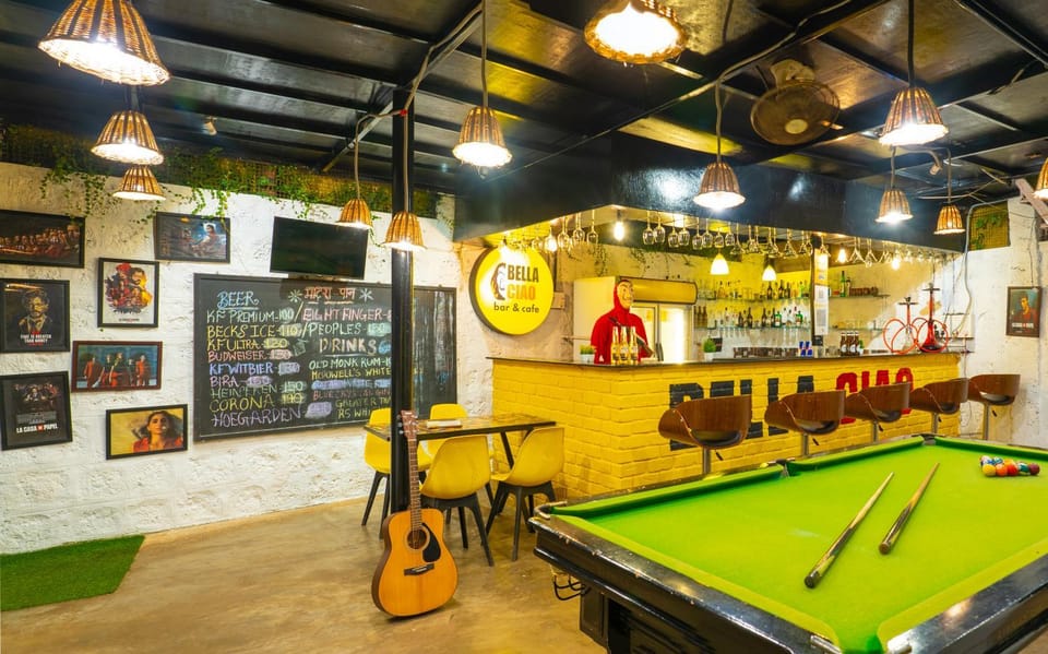 Game Room, Lounge or bar