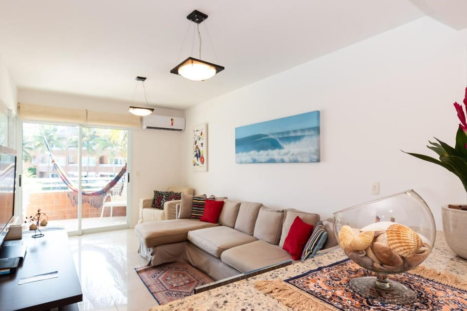 Sea Front 2-Bedroom in Camboinhas | GMO 1153/207 Apartment in Niterói