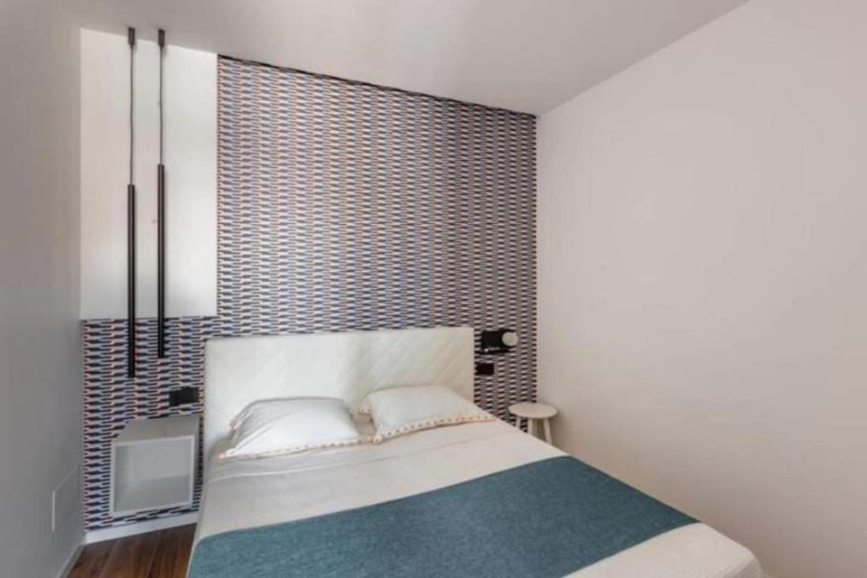 Bed, Photo of the whole room