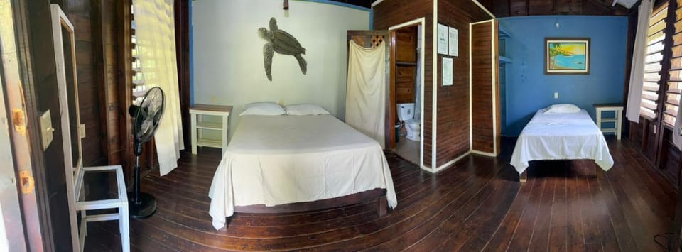 LOTO'S House Hotel in West End