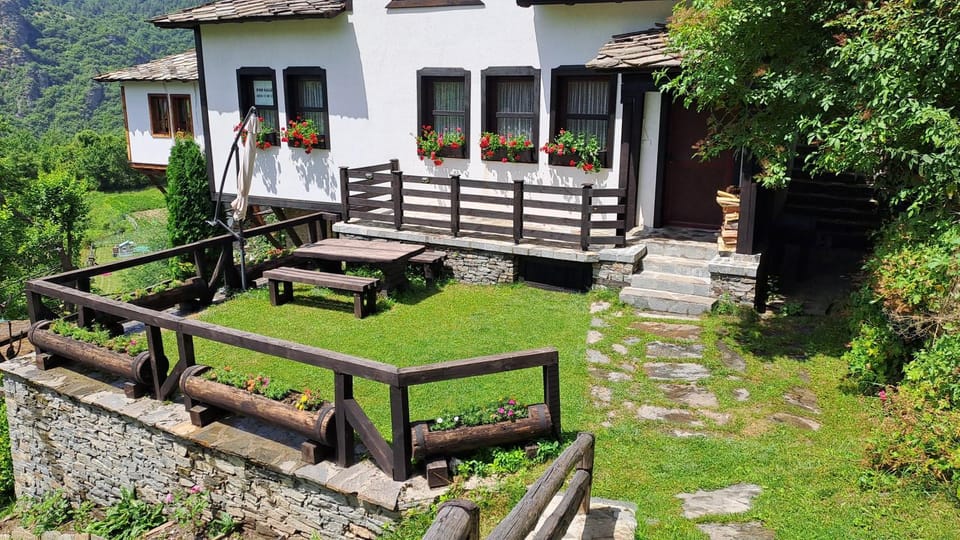 Авина къща House in Blagoevgrad Province