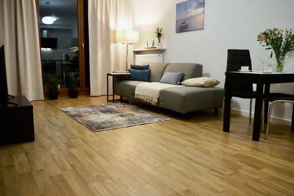 TV and multimedia, Living room, Dining area