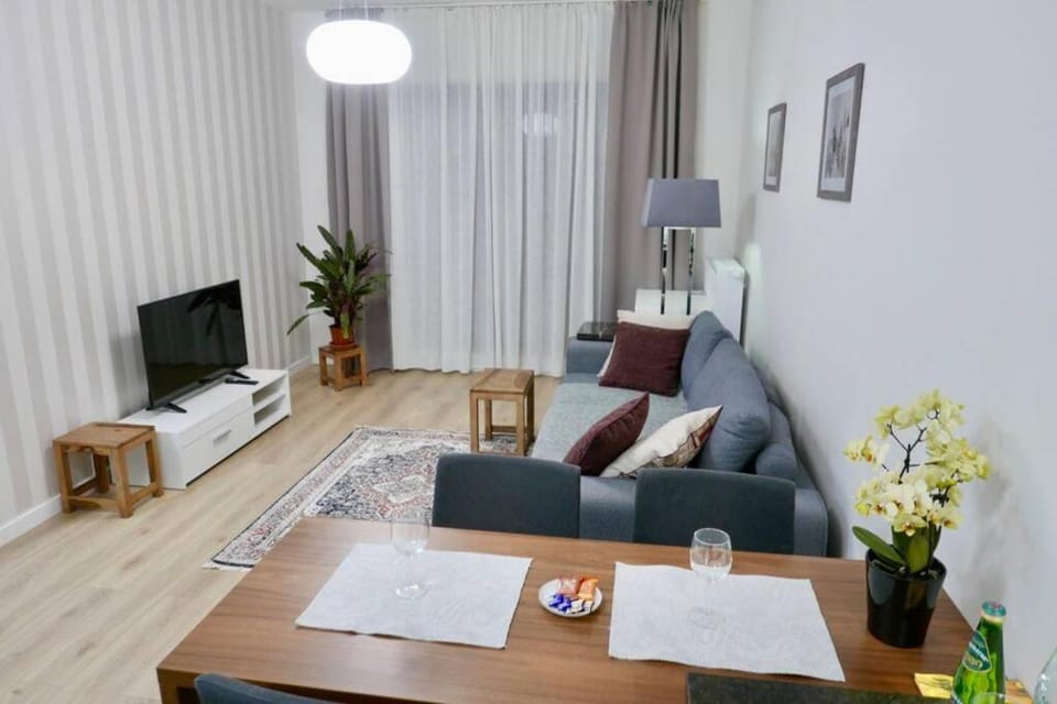 TV and multimedia, Balcony/Terrace, Living room, Dining area