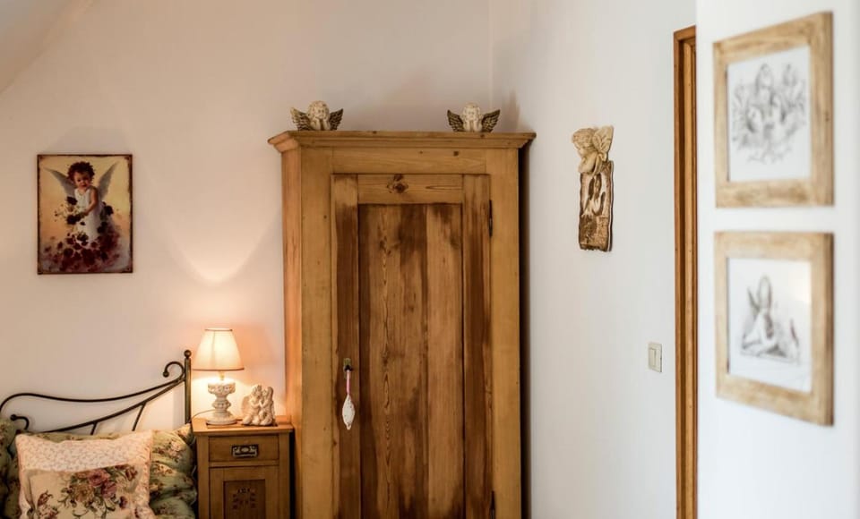 Dom pod Skrzydłami Bed and Breakfast in Lithuania