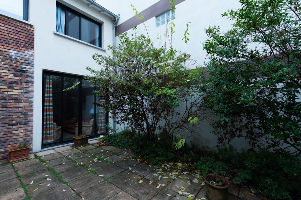 Superb Cozy Accommodation In Boulogne Billancourt Apartment in Issy-les-Moulineaux