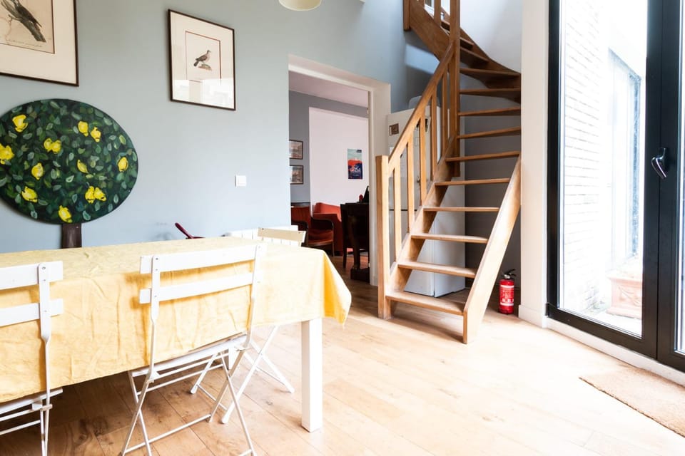 Superb Cozy Accommodation In Boulogne Billancourt Apartment in Issy-les-Moulineaux