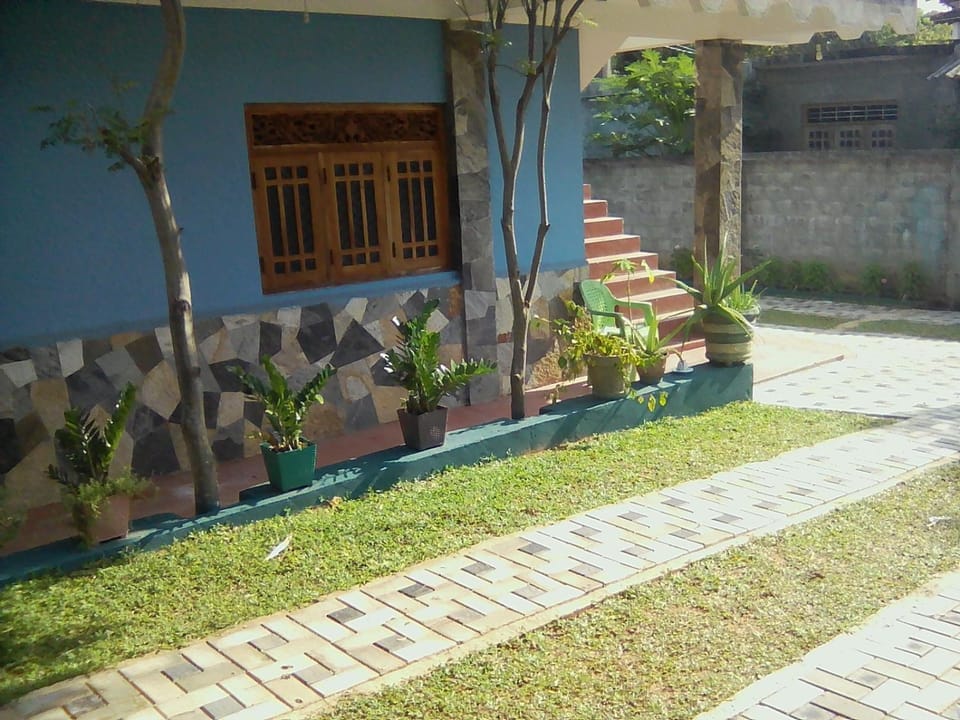 Thomasha Homestay & Tuk Tuk Tour Bed and Breakfast in Uva Province, Sri Lanka