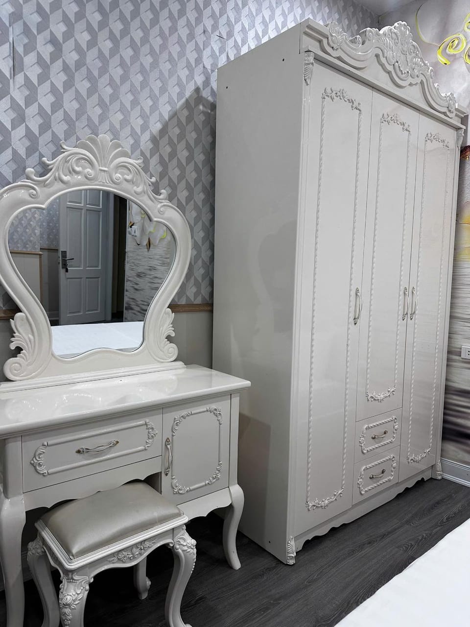 wardrobe
