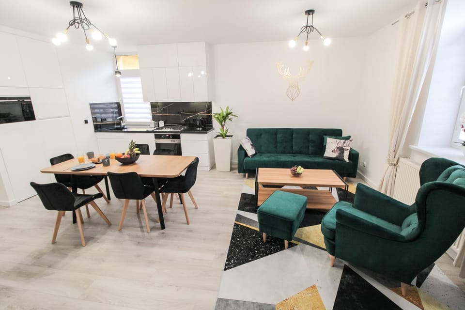 Kitchen or kitchenette, Decorative detail, Decorative detail, Seating area, Dining area