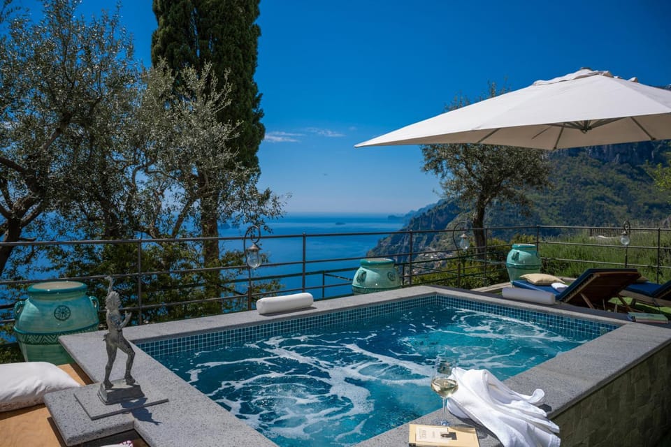 Patio, Day, Natural landscape, View (from property/room), Balcony/Terrace, Mountain view, Pool view, Sea view, Swimming pool, sunbed