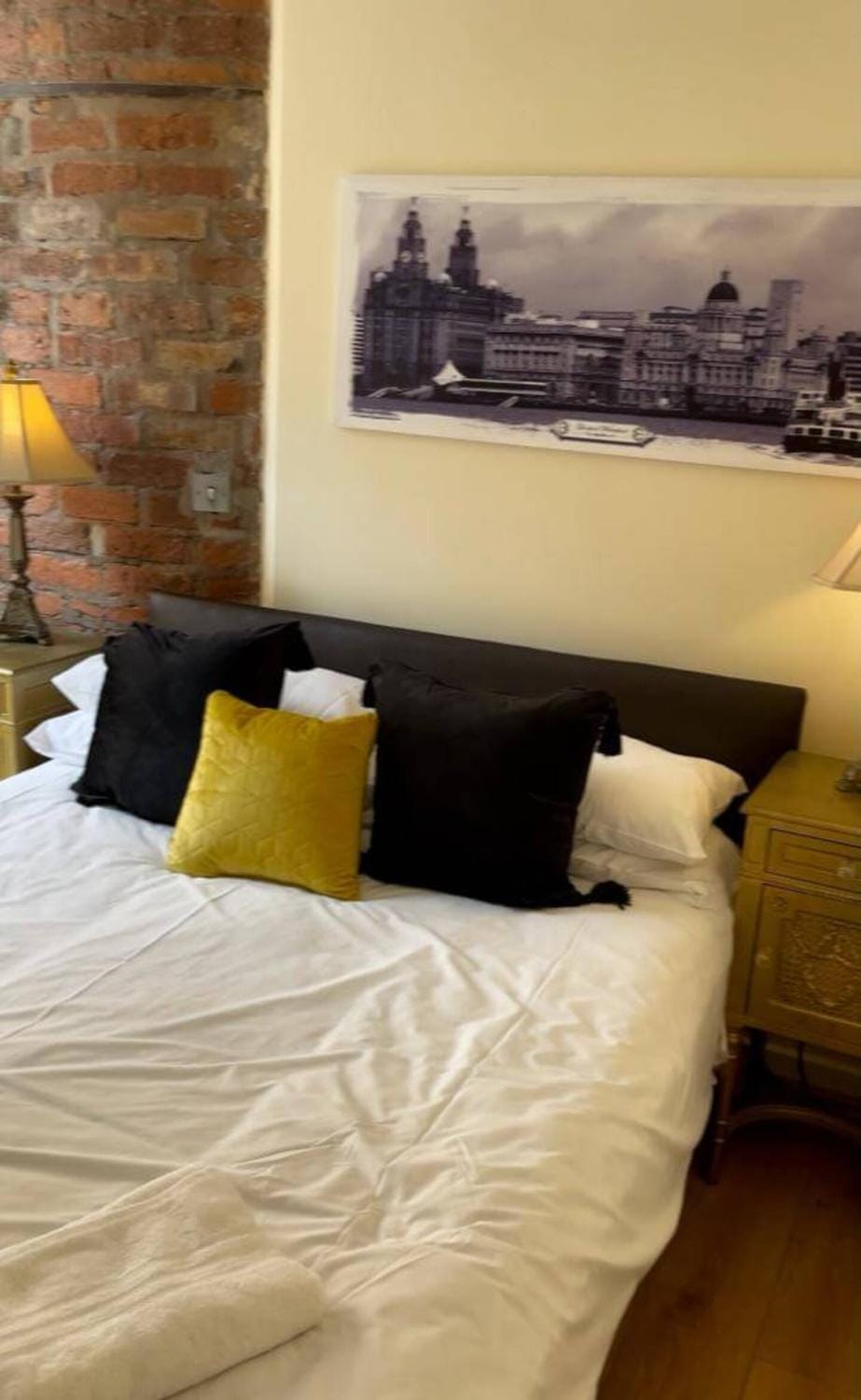 Infinity PartyPadsLiverpool Hen and Stag Welcome Apartment in Liverpool