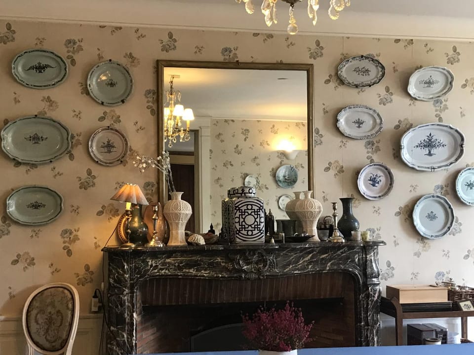 Lounge or bar, Decorative detail