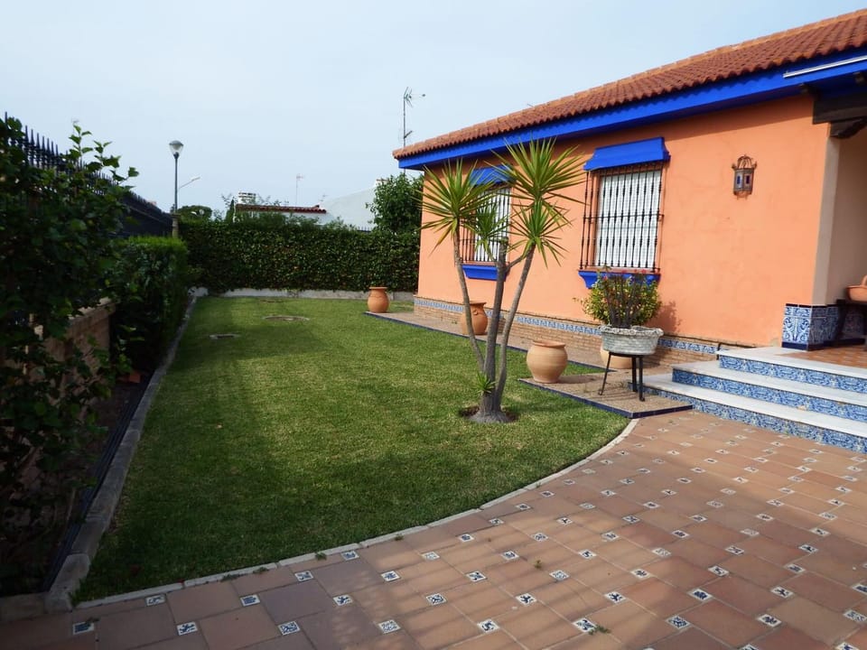 VILLA DELUXE CON PISCINA PRIVADA Villa in Matalascañas