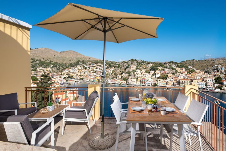 Patio, Balcony/Terrace, City view, Sea view