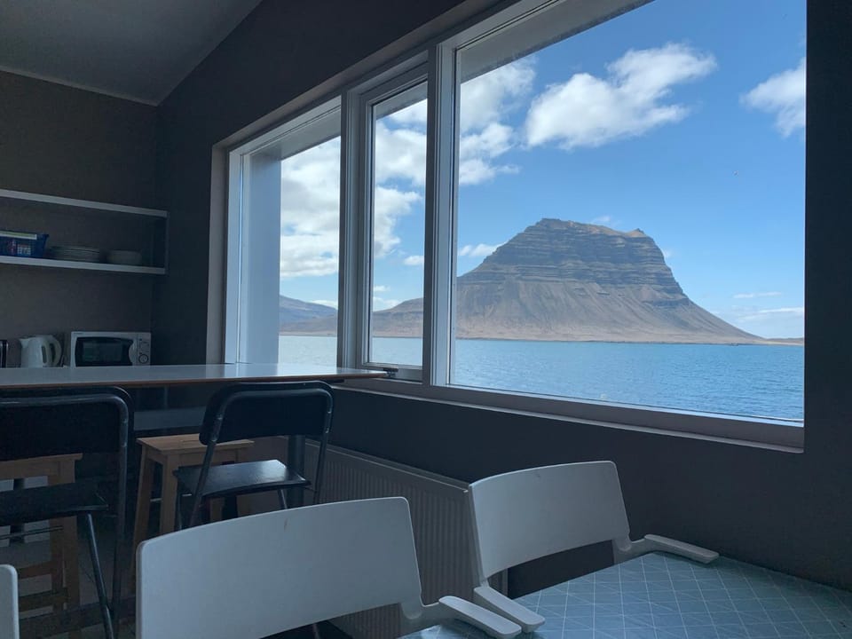 Seating area, Mountain view, Sea view